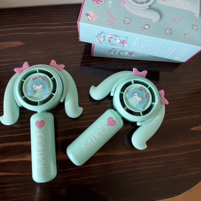 Hatsune Miku Mini Handheld Fan – Camping Cooking Fire recenzja i cena